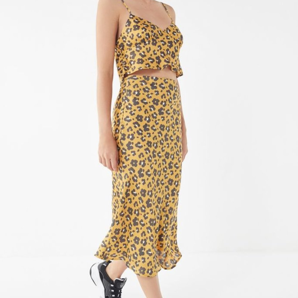 Urband Outfitters Silky Cheetah Knee Length Skirt